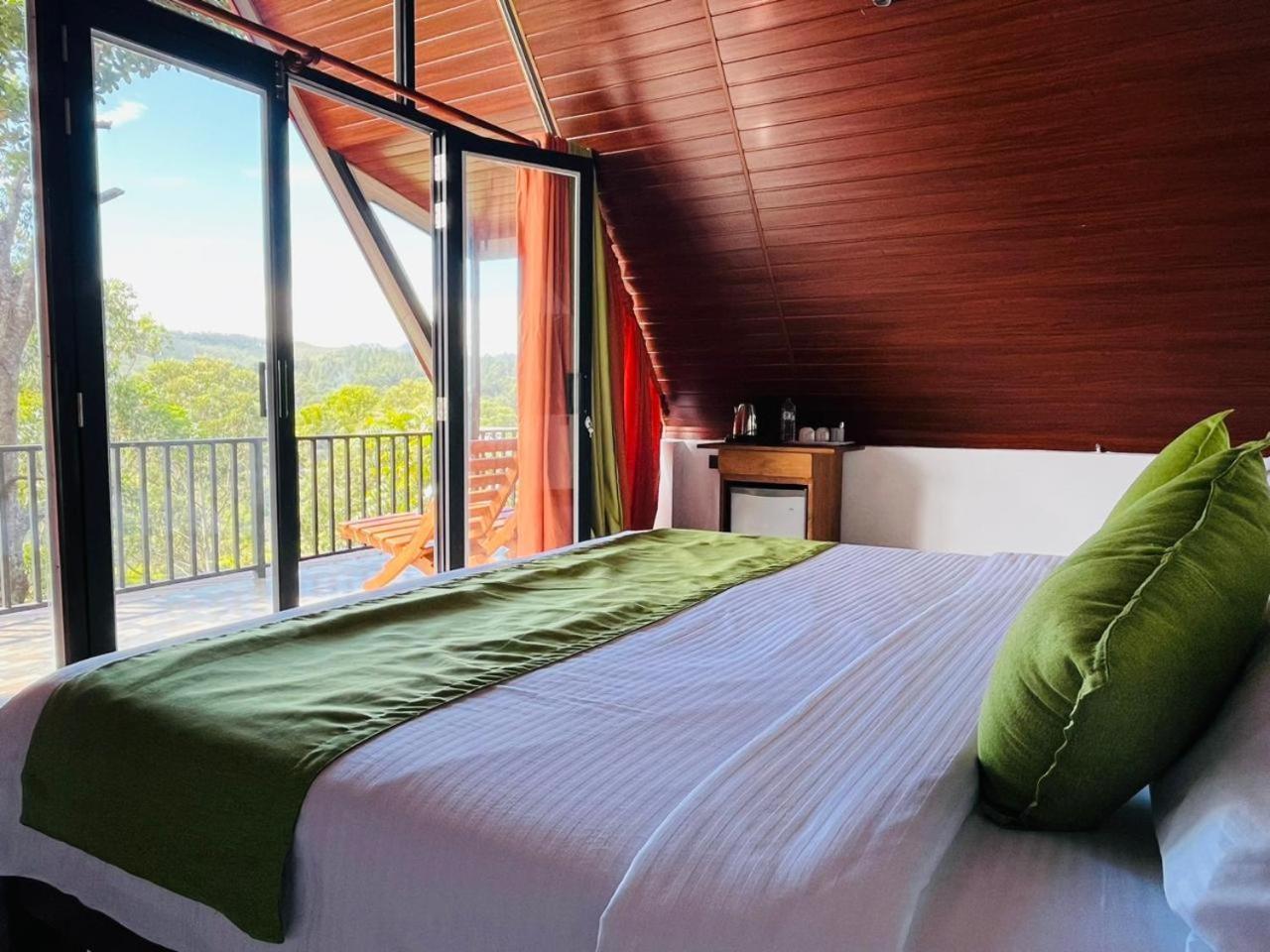 Cloudy Hill Cottage Ella Rom bilde